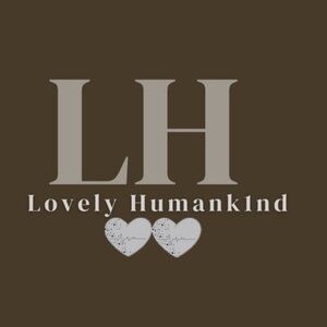 🧁Black Puma sweater hoodie*-Size  Medium.